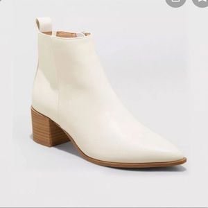 Women’s Kennedy Ankle Boot Universal Thread Bone 8.5